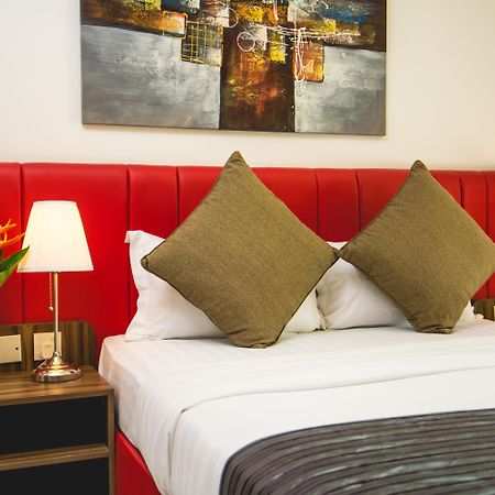 Alia Residence Business Resort Padang Mat Sirat Esterno foto