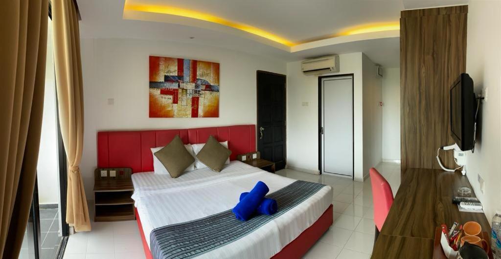 Alia Residence Business Resort Padang Mat Sirat Esterno foto