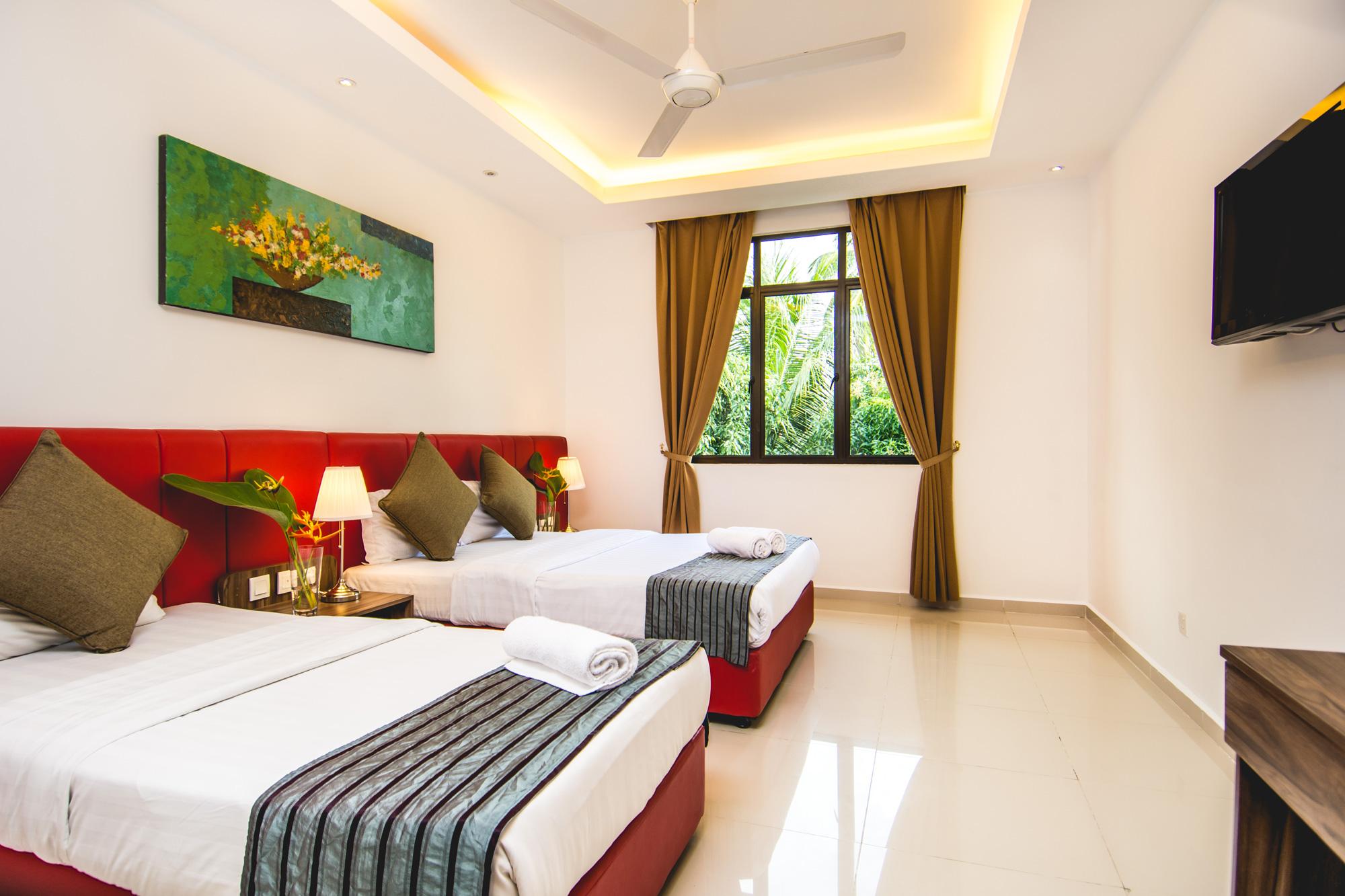 Alia Residence Business Resort Padang Mat Sirat Esterno foto