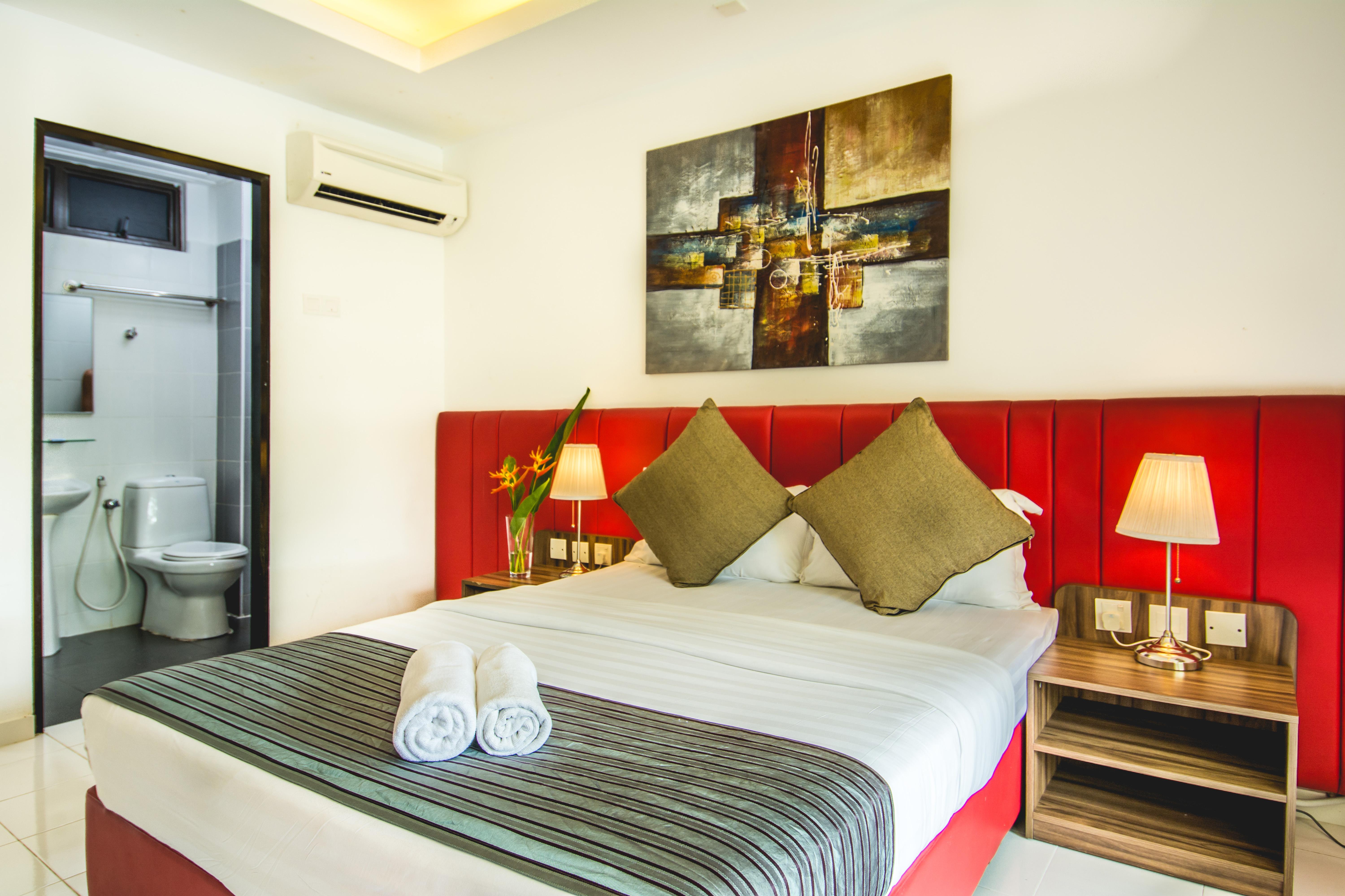 Alia Residence Business Resort Padang Mat Sirat Esterno foto