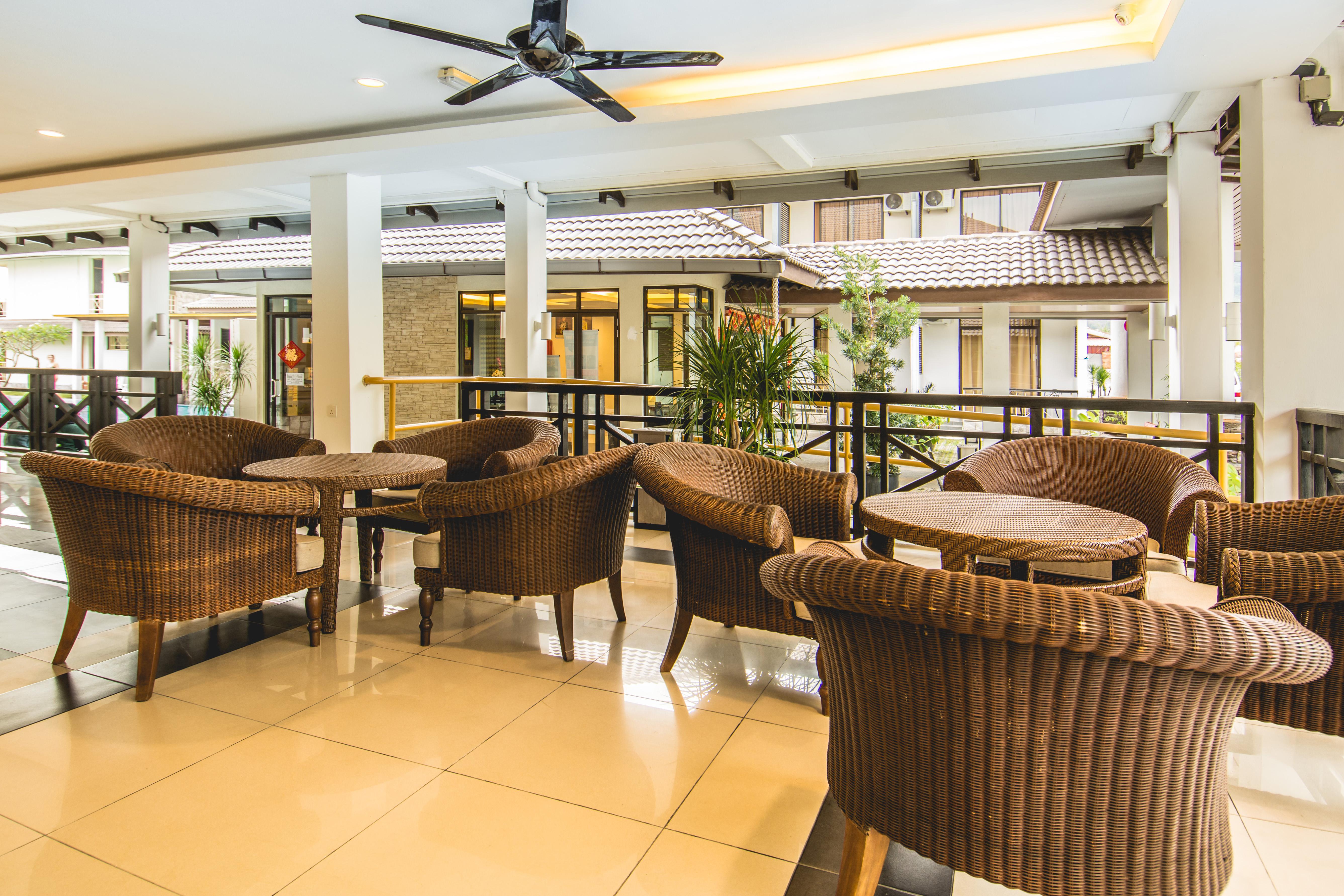 Alia Residence Business Resort Padang Mat Sirat Esterno foto