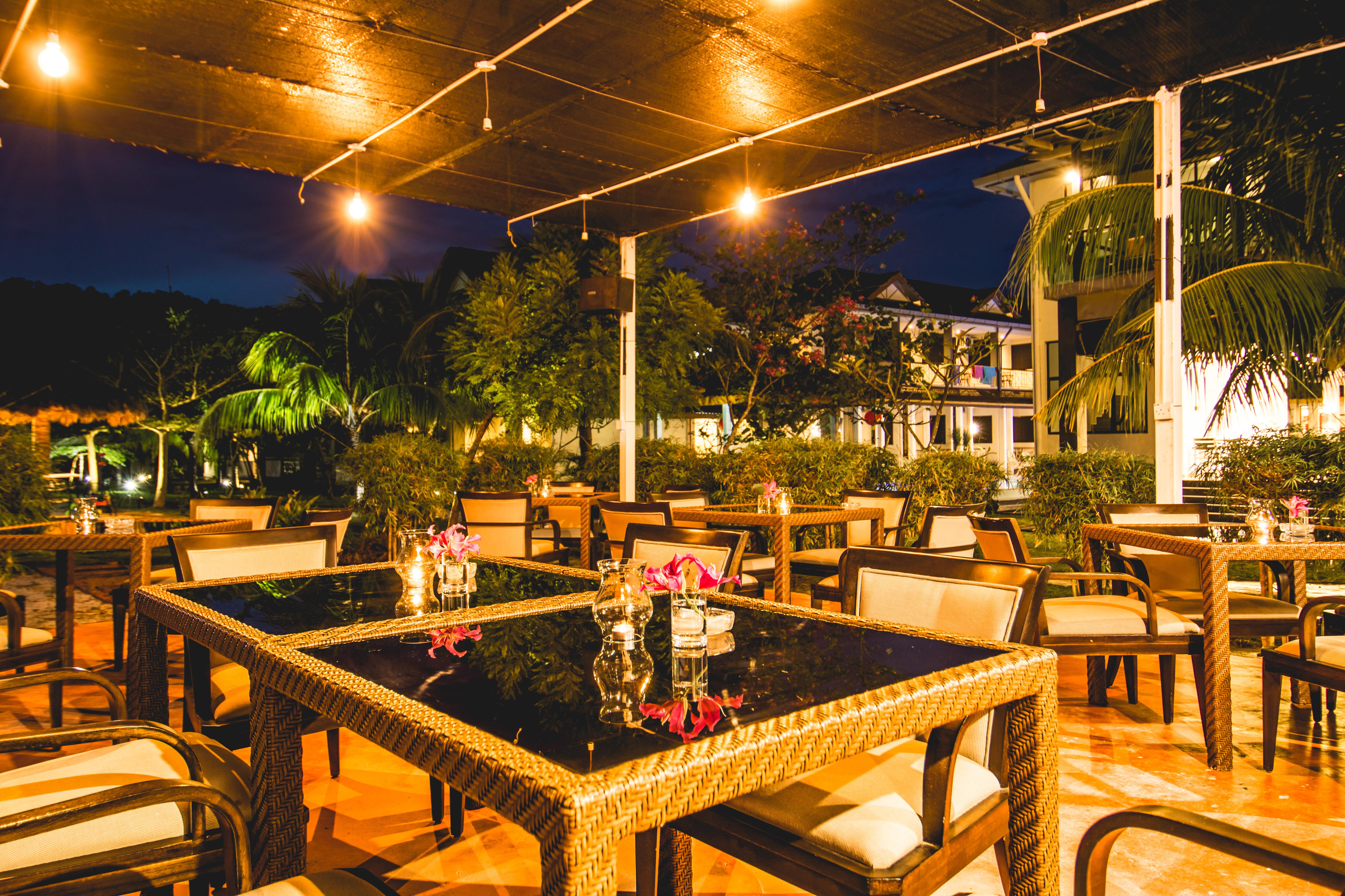 Alia Residence Business Resort Padang Mat Sirat Esterno foto