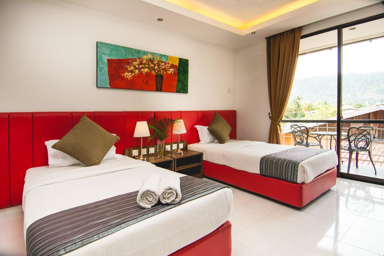 Alia Residence Business Resort Padang Mat Sirat Esterno foto